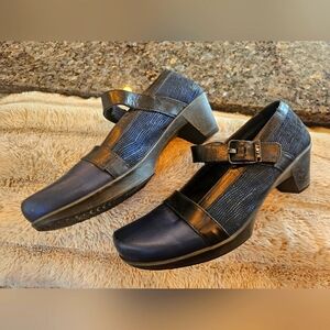 Naot Navy Blue Mary Jane Shoes